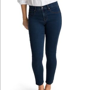 New Spanx Slim-X Midnight Rinse Ankle Jeans 32